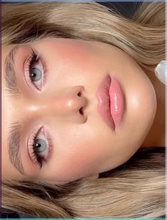 Rosey Cheeks Makeup, Eye Makeup Blue Eyes, Blue Eyes Makeup, Formal Makeup, Makeup For Blondes, Soft Glam Makeup, Makijaż Smokey Eye, Pink Makeup