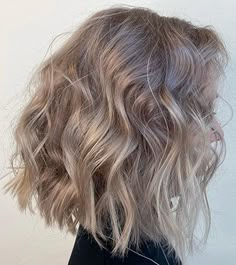 Dark Ash Blonde Hair Color, Ash Blonde Hair With Highlights, Mushroom Blonde, Medium Ash Blonde, Dark Blonde Hair Color, Ash Blonde Hair Colour