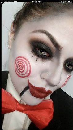 Woman Saw Costume, Female Terrifier Costume, Jigsaw Girl Costume, Saw Halloween Makeup, Halloween Woman Costumes, Saw Halloween Costume Women, Jigsaw Halloween Makeup, Jigsaw Costume Women, Saw Halloween Costume