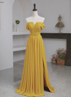 Knockout elegance is redefined with this prom dress, a stunning creation that exudes cheer and sophistication. The gown features a fitted bodice with ruched detailing that enhances the figure, flowing into a sweeping floor-length skirt that moves with a fluid grace. The bright yellow color is not just eye-catching, but also symbolic of the joy and festivity of prom night. Delicate off-shoulder sleeves add a touch of romance and softness, perfect for a night of dancing and celebration. This dress Amber Dress, Crystal Prom Dress, Long Flower Girl Dresses, Sheath Skirt, Prom Dresses Yellow, Red Chiffon, Sleeve Wedding Dress, Floor Length Skirt, Long Sleeve Wedding