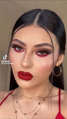 Red Makeup With Rhinestones, Make Up Diabla, Cute Red Makeup Looks, Red Shadow Makeup, Devil Make Up Halloween Easy, Red Glitter Makeup Looks, Make Up Looks For Red Dress, Simple Devil Makeup Halloween, Red Makeup Looks Simple