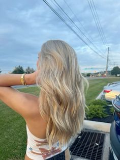 Blonde Highlights Beige, Full Set Of Blonde Highlights, Dirty Blonde With Platinum Highlights, Blonde Hair Inspo Pics, Hair Inspo Dirty Blonde, Blonde Inspo Pics, Blonde Highlights Inspo Pics, Utah Blonde Hair, Hair Dye Inspo Blonde