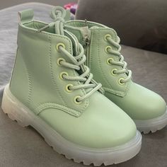 Brand New! Never Worn Before! Sizes Were Bought In Hopes Of Starting A Little Girl’s Clothing Boutique That Never Got Off The Ground. **All Items Will Ship Same Day If Purchased Before 3pm Est** Fnaf Cosplay, Girl Boots, Green Boots, Gym Clothes, Oc Ideas, Girls Boots, Clothing Boutique, Gym Outfit, Boutique Clothing