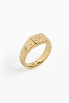 Introducing the Swallow Signet Gold by Merchants of the Sun, a minimalist signet ring featuring an engraved swallow design. Meticulously handcrafted with 18k gold vermeil and hammered edges, this ring exudes elegance and individuality. Elevate your style with the Swallow Signet Gold, a unique piece that combines timeless craftsmanship with a touch of nature-inspired charm, making a bold and refined statement. In all directions you'll find overarching freedom and unrestrained movement. The Swallo Everyday Tarnish Resistant Recycled Gold Signet Ring, Everyday Recycled Gold Tarnish Resistant Signet Ring, Minimalist Engraved Gold Ring In Recycled Gold, Symbolic Yellow Gold Signet Ring For Promise, Timeless Gold Signet Ring For Promise, Gold Tarnish Resistant Signet Ring In Recycled Gold, Gold Tarnish-resistant Recycled Gold Signet Ring, Minimalist Gold Signet Ring In Recycled Gold, Gold Recycled Gold Signet Ring Gift