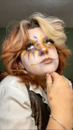 References Poses, Faerie Core, Wild Outfits, Face Paint Makeup, Drag Makeup, Cool Makeup Looks, Unique Makeup, Edgy Makeup