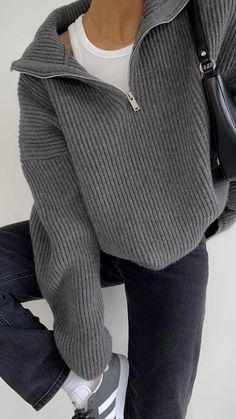 Zip Sweater Outfit, Quarter Zip Outfit, Cosy Outfit, Grey Quarter Zip, Outfit Inspo Summer, Outfit Inspo Casual, Outfit Jeans, Outfit Fall, Outfit Winter