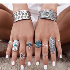 Turquoise Boho Ring Set 9 Piece Ring Set. Rings Alloy - Turquoise Each Varies In Size & 2 Adjustable Run On Smaller Side Treatment:Electroplating Made In China Vintage Geometric Carve Patterns Knuckle Rings Sets 9pcs/Set Boho Totem Design Midi Rings Western Fashion Jewelry, Southern Jewelry, Western Rings, Midi Ring Set, Country Jewelry, Ring Sets Boho, Cowgirl Jewelry, Carved Ring, Turquoise Boho