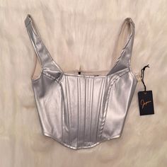 Sexy Corset Style Top With Boning Accent! Silver Corset Top Outfit, Fitted Silver Crop Top For Summer, Elegant Metallic Crop Top For Summer, Elegant Silver Crop Top For Summer, Drake Fits, Silver Corset Top, White Sleeveless Crop Top, Silver Corset, Corset Top Outfit