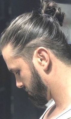 Top Knot Undercut, Haircuts Long, Man Bun Hairstyles, Undercut Long Hair, Trendy Mens Haircuts, Guy Haircuts Long, Long Haircuts, Super Hair