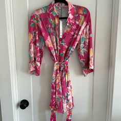 Pink Floral Dress In Size Small, Nwt Spring V-neck Robe For Brunch, Fitted Spring Daywear Robe, Fitted Robe For Spring Daywear, Fitted Long Sleeve Floral Print Robe, Chic Spring Robe For Brunch, Pink V-neck Spring Robe, Spring Floral Print Fitted Robe, Fitted Floral Print Spring Robe, Fitted Floral Print Robe For Spring