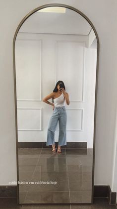 Brunette Girl, Cute Fits, Casual Looks, What To Wear, Fashion Inspo, Casual Outfits, Ootd, Style Inspiration, How To Wear