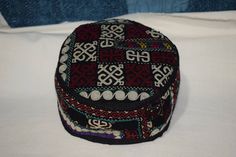 Made from vintage embroidery work Ethnic east pattern Anatolian hat size: environmental measure : 24 İNC 60 cm edge depth measure : 3.5 ınc 9 cm PAYMENT: When you order a kilim pillow or a kilim rug, the payment is not processed in time of your purchase and shall be made separately after your order is placed. We accept all credit cards for payments. After your order you receive an email from Goshopier with the payment link where you can complete your payment. In case you didnt receive an email f Heavy Clothing, Pillow Embroidery, Embroidery Caps, Hat Embroidery, Hat Collection, Vintage Hat, Vintage Embroidery, Black Hat, Embroidery Work