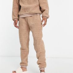 Size Small Brown Tapered Leg Bottoms For Loungewear, Brown Tapered Leg Loungewear Pants, Brown Tapered Leg Pants For Loungewear, Casual Brown Tapered Leg Pants For Loungewear, Brown Relaxed Fit Bottoms For Lounging, Winter Lounging Pants With Straight Leg, Winter Lounging Pants Straight Leg, Winter Lounging Straight Leg Pants, Basketball Sweatpants