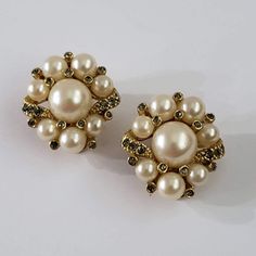 Fun Fashion  No Returns 1960s Vintage Southern Earrings Jewelry, Vintage Pearl Clip-on Earrings For Formal Occasions, Vintage Pearl Drop Clip-on Earrings, 60s Earrings, 1960s Earrings, 1950s Earrings, Vintage Clip-on Pearl Earrings For Gift, Vintage Pearl Clip-on Earrings, Vintage Pearl Clip-on Earrings For Gift