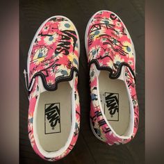 Classic Slip-On Brand New (Without Box) Vans Ladies Size 7 Slip Ons Off The Wall Pink With Daisys Pink Vans Slip-on Sneakers, Pink Slip-on Vans Sneakers, Pink Vans Sneakers, Vans Slip Ons, Box Van, Shoes Vans, Vans Slip On, Womens Vans, Off The Wall