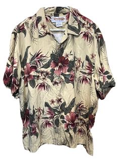 Vintage Hawaiian shirt L Honolulu Lulu 100% silk short sleeve button up. Preowned as pictured. Shirt could use a steam for wrinkles. Good condition overall! Hawaiian Button Up, Short Sleeve Rayon Shirt For Beach, Rayon Short Sleeve Shirt For Beach, Casual Silk Shirt With Floral Print, Short Sleeve Rayon Camp Shirt For Vacation, Vacation Short Sleeve Rayon Shirt, Silk Shirt With Button Closure For Summer, Short Sleeve Hawaiian Shirt For Vacation, Silk Summer Shirt With Button Closure