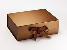 Copper A4 Deep Luxury Folding Gift Box Sample with changeable ribbon Gift Closet, Cupcake Packaging, Wedding Keepsake Boxes, Luxury Hampers, Magnetic Gift Box, Large Gift Boxes, Idul Fitri, Large Gift, Paper Packaging