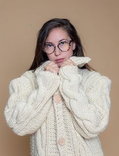 Chunky Wool Sweater, Wool Cardigan, Oversized Sweater, Women's Coat, Pure Wool Sweater, Oversized Jumper, Hand knit Wool Cardigan, Thick Cardigan with buttons 100% hand knit 100% luxury Sweater  100% pure wool Some clothes have soul ! ❤️ This lovely and warm cardigan is hand knitted by 100% 2 strands of pure wool yarn 🧶  The yarn is the best quality - soft, warm and lux. If you want to feel soft, warm and cosy you are at the right place. We use organic and luxury yarn to made this beautiful ite Luxury Sweater, Hand Knit Mittens, Thick Cardigan, Warm Cardigan, Cardigan Oversized, Bon Prix, Sweater Oversized, Sweater Wool, Oversized Jumper