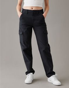 AE Stretch Cargo Straight Pant Cute Running Shoes, Women Cargo Pants, Cargo Pants Outfit, 90s Looks, Black Cargo Pants, Marvel Girls, Black Cargo, Work Wear Women, Cargo Pants Women