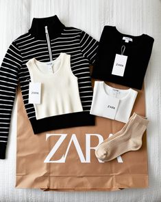 Ready for a shopping spree? Join this giveaway to win a FREE $750 ZARA gift card and get your favorite outfits at no cost!#ZARAgiftcard #fashiongiftcard #shopZARA #giftcardgiveaway #ZARAshopping #styleonabudget #ZARAobsessed #giftcardideas #ZARAhaul #fashionforward