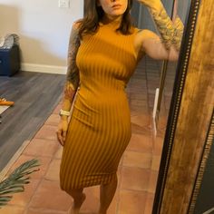 Gold/Mustard/Camel Bodycon Dress. Stretchy Af. Casual Gold Midi Dress, Chic Fitted Mustard Midi Dress, Yellow Stretch Midi Dress For Fall, Yellow Bodycon Dress For Fall, Trendy Yellow Midi Dress, Forever 21 Casual Fitted Midi Dress, Casual Midi Dress From Forever 21, Casual Fitted Midi Dress By Forever 21, Chic Mustard Midi Dress For Day Out