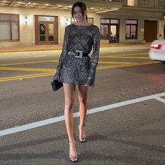 Zara Dress Fall Mini Sequin Dress For Night Out, Fall Mini Sequin Dress For Date Night, Fall Date Night Sequin Mini Dress, Fall Date Night Mini Sequin Dress, Chic Evening Mini Dress, Summer Evening Long Sleeve Mini Dress, Glamorous Long Sleeve Dress For Spring Night Out, Chic Evening Bodycon Dress, Summer Party Mini Long Sleeve Dress