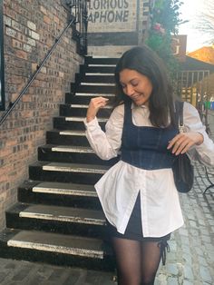 Corset Top For Bigger Bust, Denim Corset Over Shirt, Dress Shirt And Corset Outfit, Corset Top Shirt, Corset With Blouse Outfit, Dress Shirt And Corset, Blouse With Corset Outfit, Corset Over Long Sleeve Shirt, White Corset Layering Outfit