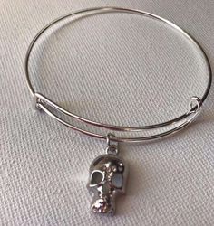 Adjustable charm bangle bracelet. Item Specifics Material: Alloy Size: Adjustable Diameter: 60-65 mm Floating Charms, Bangle Bracelets With Charms, Silver Plated Jewelry, Crystal Skull, Cute Charms, Charm Bangle, Velvet Bag, Pure Silver, Bangle Bracelet