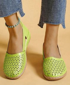 Green Comfortable Flats With Round Toe, Comfortable Flat Slip-ons For Summer, Casual Green Flats With Flat Heel, Casual Green Closed Toe Slip-ons, Comfortable Flat Slip-ons For Spring, Casual Green Flats With Rubber Sole, Green Round Toe Flats With Cushioned Footbed, Green Flat Heel Slip-ons For Spring, Green Flat Slip-ons For Summer