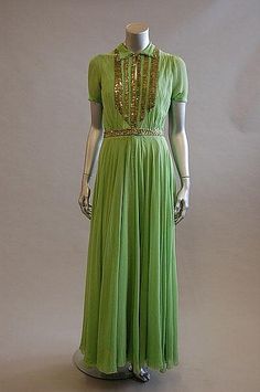 Antique Closet, 1930s Women, 40's Fashion, 1930's Dresses, 30s Style, Vintage Fashion 1930s, Fashion 30s, 1930 Fashion