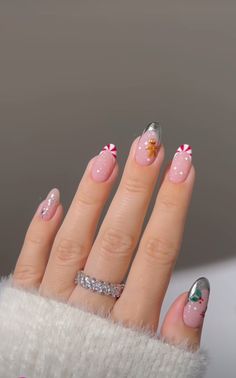 Christmas Thanksgiving Nails, Thanksgiving Nails Ideas, Thanksgiving Manicure, Nails Navidad, Thanksgiving Nail Ideas, Candy Cane Nails, Christmas Gel, Winter Nails Acrylic, Nagel Tips