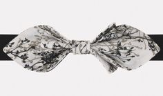 "Inky Anvil" bow tie : http://ikonizaboy.com/produits.php?p=99 Polka Dots