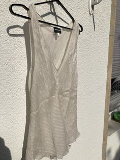 The top is very summery and suitable for festive occasions. It was bought in 2001. It is made of mulberry silk and is slightly transparent. Silk Top, Mulberry Silk, Aesthetic Clothes, Etsy Vintage, Womens Clothing Tops, High Fashion, Blouses For Women, Silk, Bathing Beauties