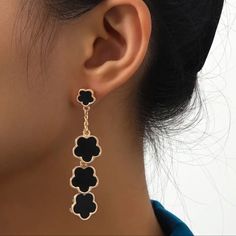 Exquisite Flower Design Dangle Earrings Elegant Bohemian Style Alloy Jewelry Delicate Female Ear Ornaments Black Metal Flower Jewelry, Black Flower-shaped Metal Jewelry, Chic Black Flower Jewelry, Elegant Black Flower Drop Earrings, Elegant Black Dangle Flower Earrings, Trendy Black Flower-shaped Jewelry, Real Gold Hoop Earrings, Five Leaf Clover, Vintage Rhinestone Earrings