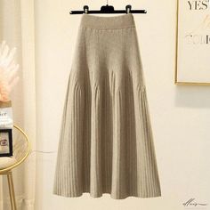 Elluis - Exquisite Midi Skirt - Luxurious, Thickened Woolen A-line Skirt in Knee-length, Adorned with Elegant Letter Pattern Name Core, Mid Length Skirts, Skirt Skirt, Color Fabric, Letter Patterns, Types Of Skirts, A Line Skirt, Skirt Length, A Line Skirts