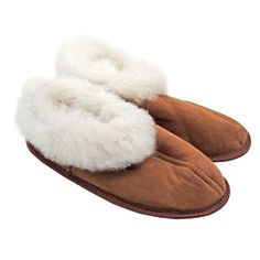 ► Unisex Sheepskin Slippers Suede Leather Winter Merino Soft Booties Men Women ► Brand New 100% Sheepskin Natural Merino Leather Suede Winter Slippers for Men & Women ► Super Comfortable soft House Shoes perfect for keeping warm this winter ► Superior Soft Leather - Sheepskin is the only natural material that naturally cools in the summer and warms in the winter, these slippers self regulate for year round use! ► Very Soft soles, warm lining, durable beautiful house slippers ► Sizes: Unisex - EU Classic Sheepskin Slippers For Winter, Brown Sheepskin Slippers With Leather Sole, Brown Sheepskin Slippers For Fall, Brown Winter Slippers With Leather Sole, Leather Slippers With Suede Lining For Fall, Winter Leather Slippers With Leather Sole, Leather Indoor Slippers For Fall, Winter Brown Sheepskin Slippers, Leather Slippers For Indoor Fall Season