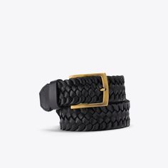 A nod to vintage woven leather belts, the Teyo features soft, handwoven leather for your most comfortable fit. | Teyo Woven Belt Formal Leather Rope Belt, Formal Woven Leather Belt, Brown Woven Leather Belt, Braided Leather Belt, Mule Sneakers, Spring Sandals, Old Shoes, Flatform Sandals, Woven Belt