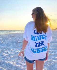 Unisex sizing - meant for oversized fit! Size up for oversized fit :) Outfit Everyday, Cricut Shirts, Cute Clothing Stores, Watch The Sunset, Mens Clothing Store, Birthday Wishlist, Summer 24, Clothing Stores, Future Life