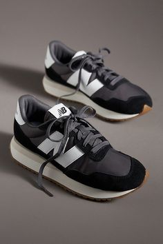 New Balance 237 Outfit, New Balance 237, Athletic Gear, New Balance Men, Fashion Sneakers, Shoe Shop, Black Fits, Sport Fashion, Sneakers Black