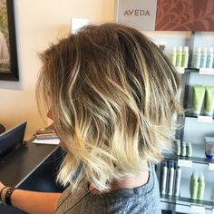 Short Choppy Layered Haircuts, Short Wavy Hairstyles For Women, Choppy Layered Haircuts, Messy Bob Haircut, Messy Bob, Blond Ombre, Ombre Bob, Messy Bob Hairstyles, Blonde Bob Hairstyles