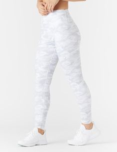 High Power Legging Print: White Camo - Online Only – Glyder White Leggings Outfit, Leggings Outfit For Work, House Compound, Lululemon Stuff, Bright Leggings, Lulu Leggings, Lululemon Outfits, Fashion Leggings, Gym Outfits