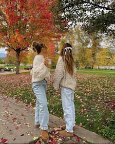 Studera Motivation, Fall Mood Board, Aesthetic Fall, Fall Inspo, Fall Photoshoot, Fall Feels, Fall Fits, Fall Pictures, Aesthetic Aesthetic