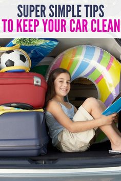 If you're looking for organizational tips to keep your car clean, look no further than these great hacks! #onecrazyhouse #keepyourcarclean #car #tipstocleanyourcar Small House Hacks, Organizational Hacks, Organizational Tips, House Hacks, Cleaning Car Interior, Crazy House