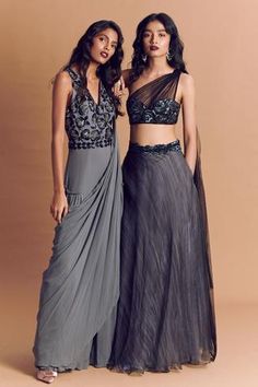 Indo Western Lehenga, Western Lehenga, Grey Embroidery, Function Dresses, Dresses Western, Tulle Neckline, Lehenga Blouse Designs, Fashion Courses, Gaun Fashion