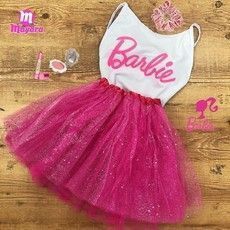 Barbie Themed Outfits, 80s Fashion Party, Barbie Party Decorations, Barbie Theme Party, Anniversaire Diy, Barbie Halloween, Barbie Birthday Party, Barbie Costume, Barbie Theme