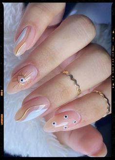 Greek Eye Nails, Elegant Touch Nails, App Filter, Greek Eye, Hello Nails, Eye Nails, Airbrush App, Simple Gel Nails, Nail Art Designs Videos