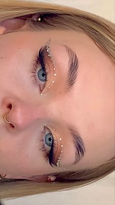 Makeup Look Rhinestones, Prom Hair Styles With Gems, Glam Rave Outfit, Bejeweled Eye Look, Sequence Eye Makeup, Boho Prom Makeup, Pretty Nails Simple Classy Almond, Makeup Looks For Eras Tour, Make Up With Rhinestones Eye Makeup