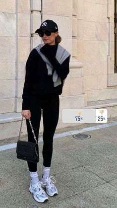 Check out 20+ Black Leggings Outfits You Don’t Wanna Miss This Year! From sleek and stylish Black Leggings Outfit ideas to Chic Outfits For Women that elevate your everyday look, these inspirations will help you Style Black Leggings effortlessly. Whether you\'re going for a casual vibe or a more polished look, these Black Leggings Outfits have something for everyone. Get inspired and create the perfect Look Legging to rock all year long! ✨ Sporty Chic Outfits, Look Legging, New Balance Outfit, Outfit Gym, Black Leggings Outfit, Style Inspiration Winter, Athleisure Fashion, Athleisure Outfits, Sporty Outfits