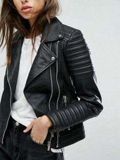 Rock Look, Faux Leather Jacket Women, Streetwear Jackets, Heavy Rock, Rock Fashion, Jackets Women, Vegan Leather Jacket, Faux Leather Moto Jacket, Motorcycle Women