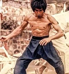 Isometric Training, Bruce Lee Body, Clint And Scott Eastwood, Bruce Lee Kung Fu, Kung Pow, Warrior Training